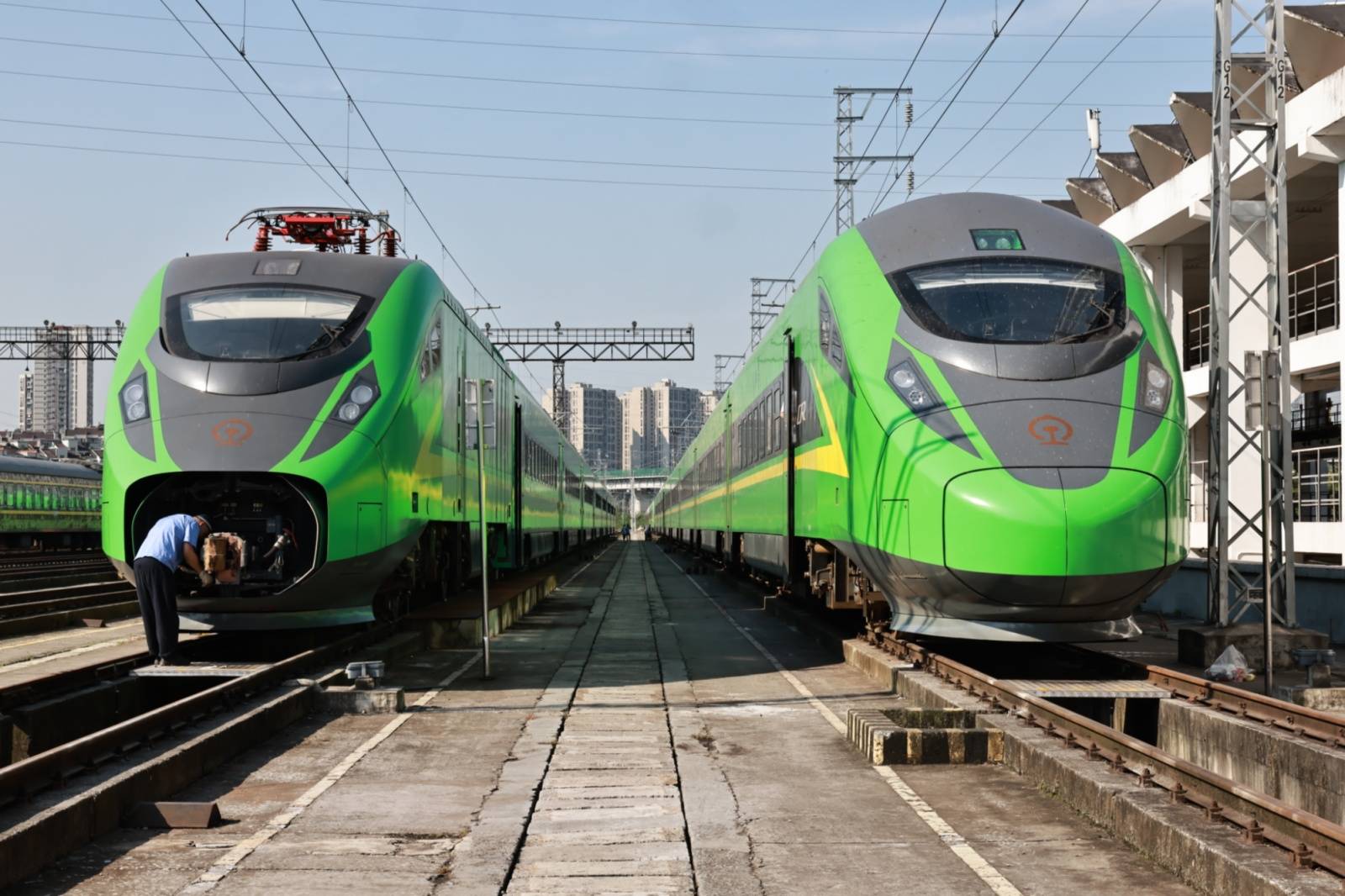 重庆开展动车秋季整修 确保国庆运输安全