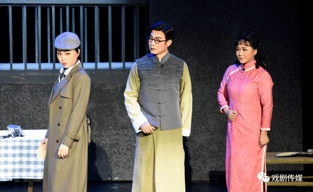 独辟蹊径自成风景评花鼓戏浏阳李白