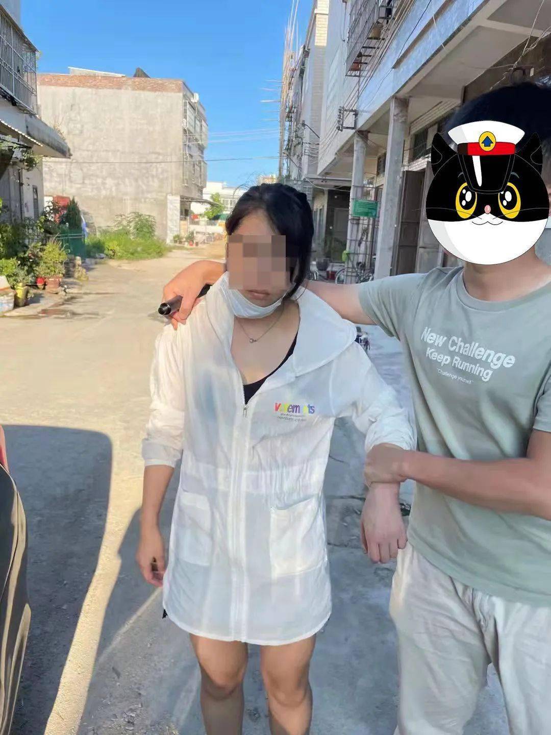 女警察抓捕现场图片