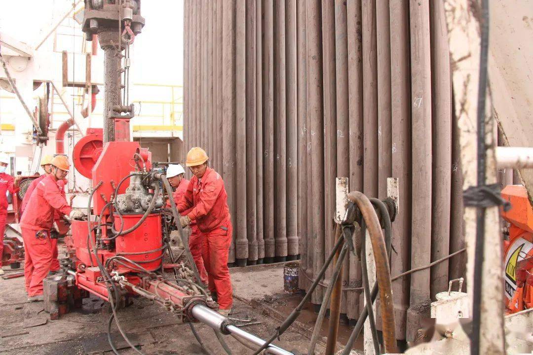 依据作业工况选取难度系数开展井控演习,检验其溢流发现,应急处置能力