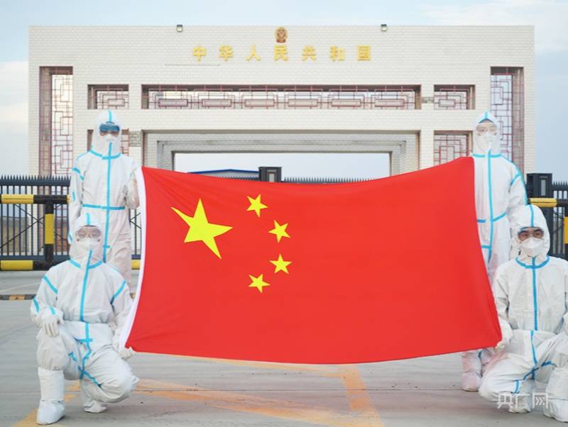 国庆我在岗 请祖国放心_人民