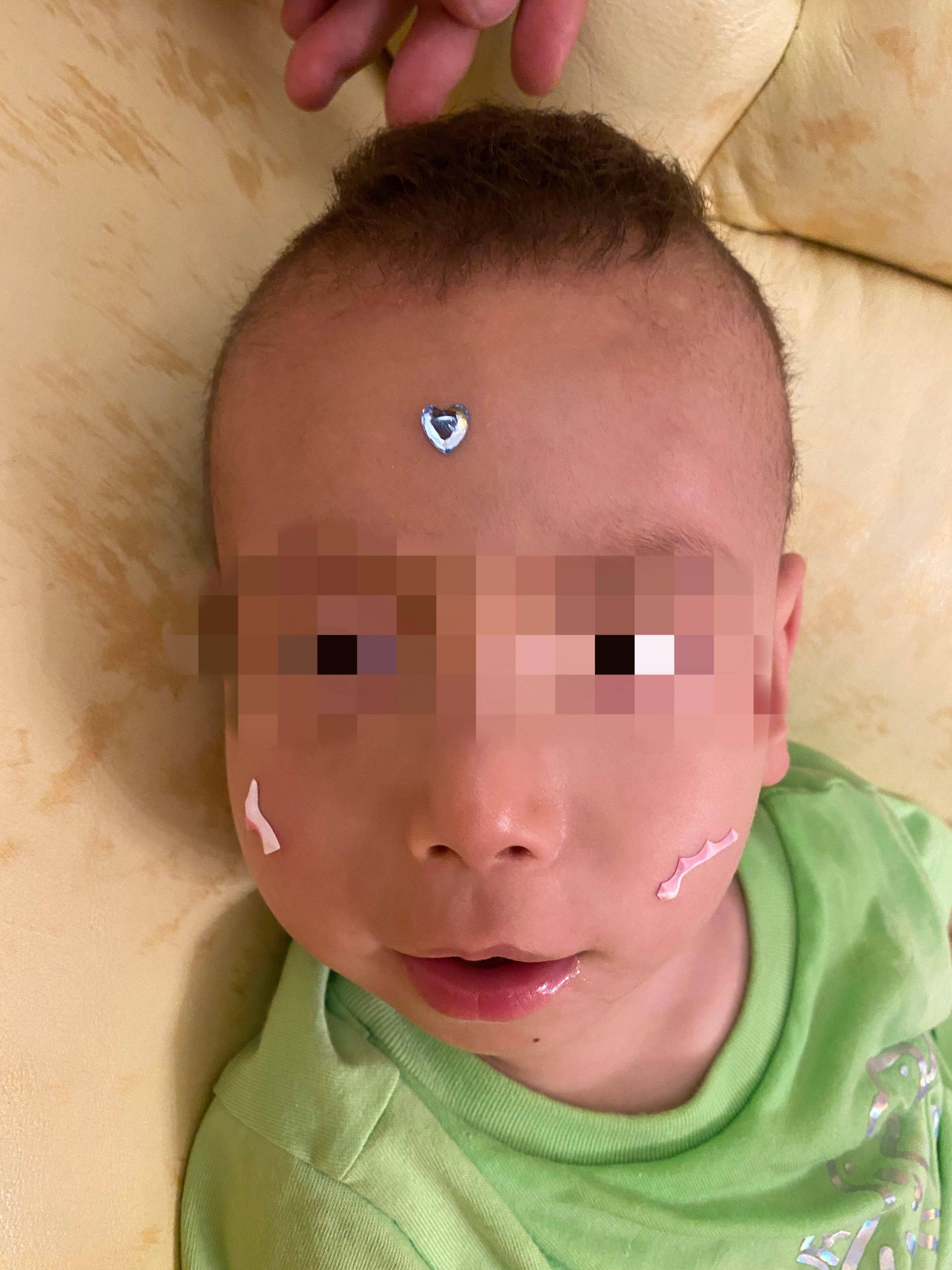 徐伟|对话|自制药救儿的父亲徐伟：翻译国外论文制药，最大困难是孤独