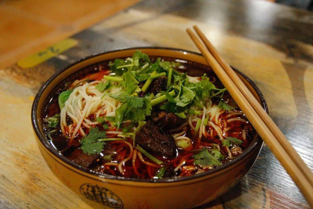 ▼——内江牛肉面"这一面最迷人的最危险尝汁粉面不知曹氏真面目吃遍