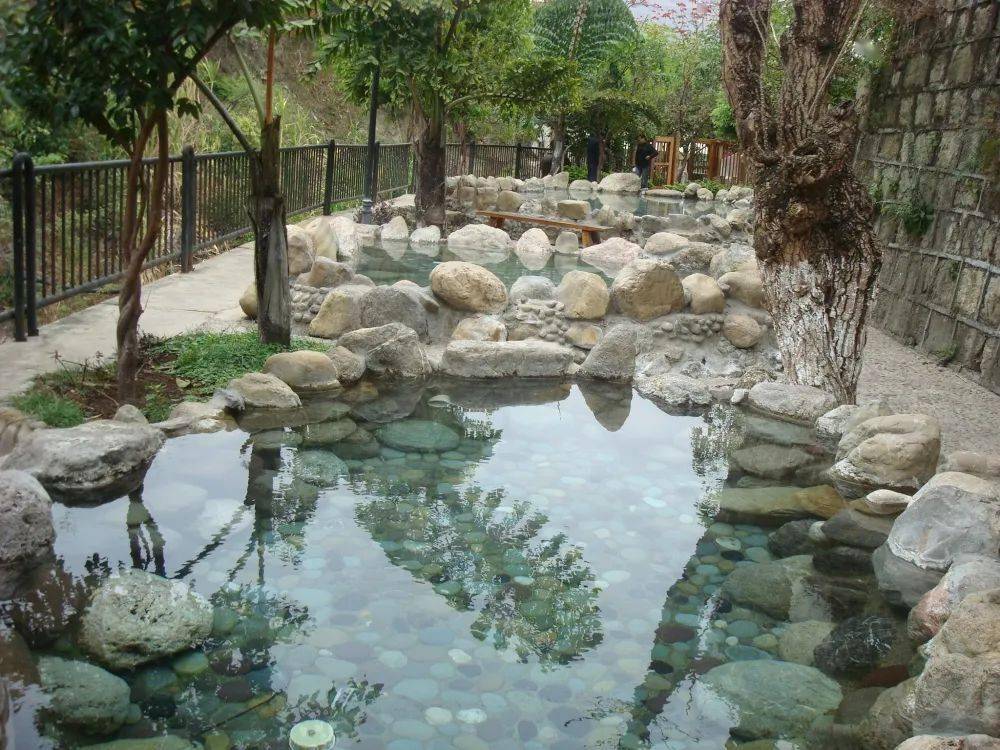 国庆最爱去玉溪丨国庆七天乐 泉乡华宁等你来_温泉