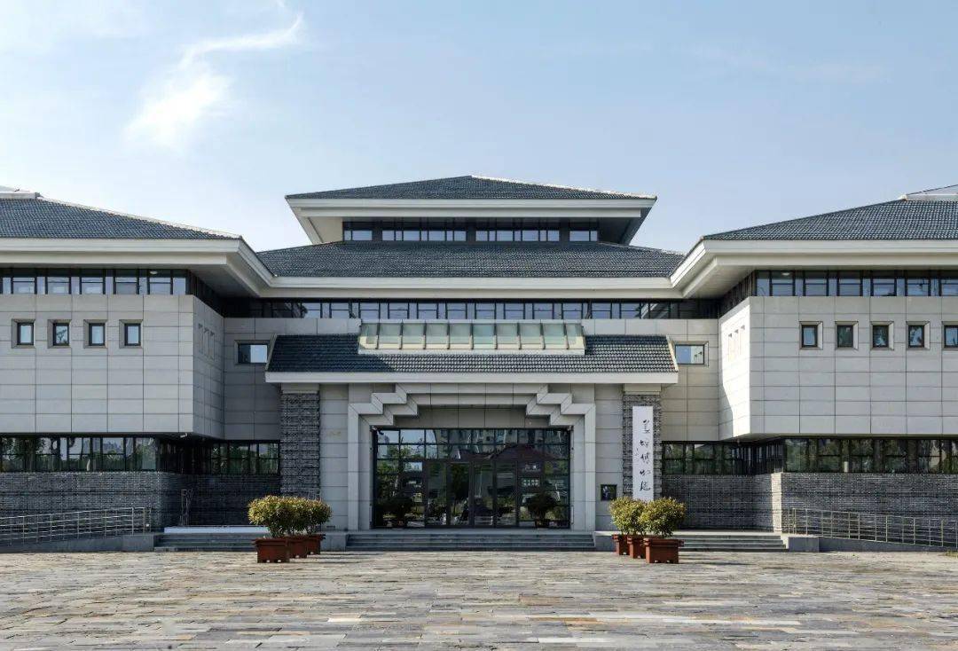 博物馆国庆期间,区图书馆开展"遇见瑜伽,邂逅更美好的自己"瑜伽体验券