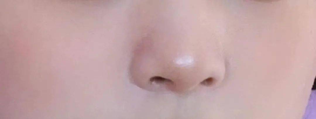 惨状糟糕，居然真被她美到！娱乐圈竟然有人靠“化妆”扭转黑惨状！