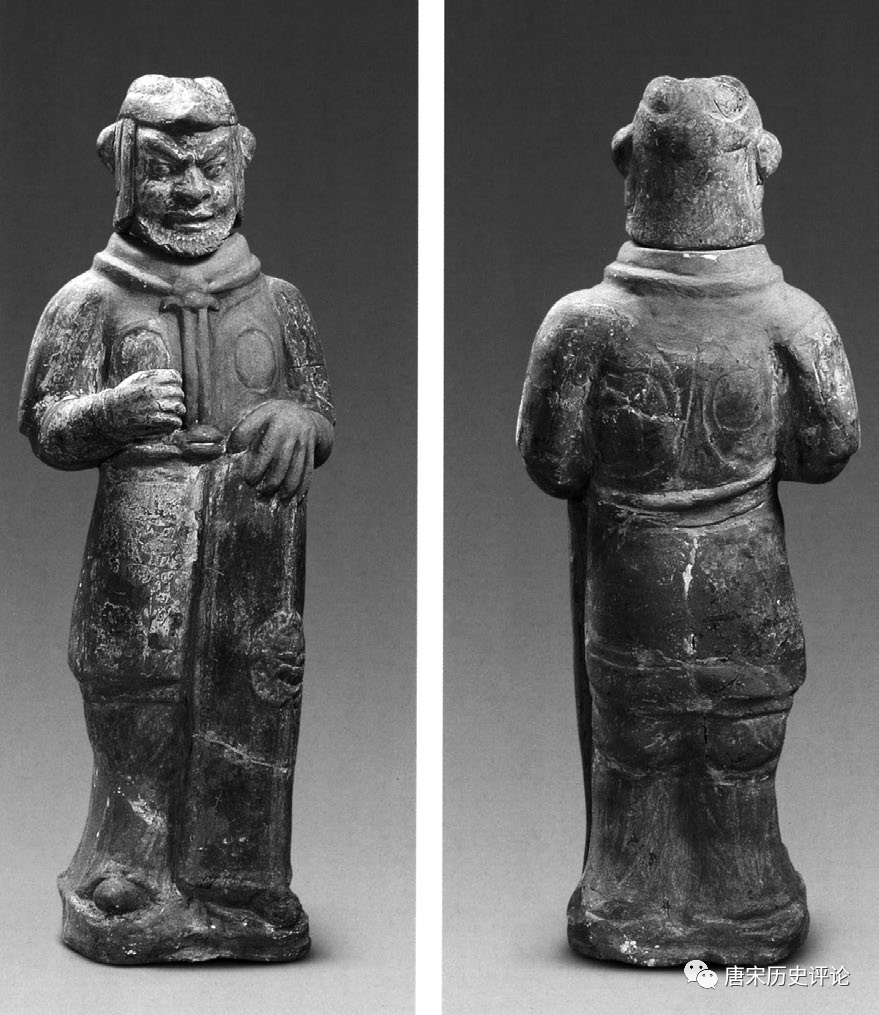 图4 税村隋墓陶镇墓武士俑(138)图3 税村隋墓陶小冠俑(95,128)图2 税