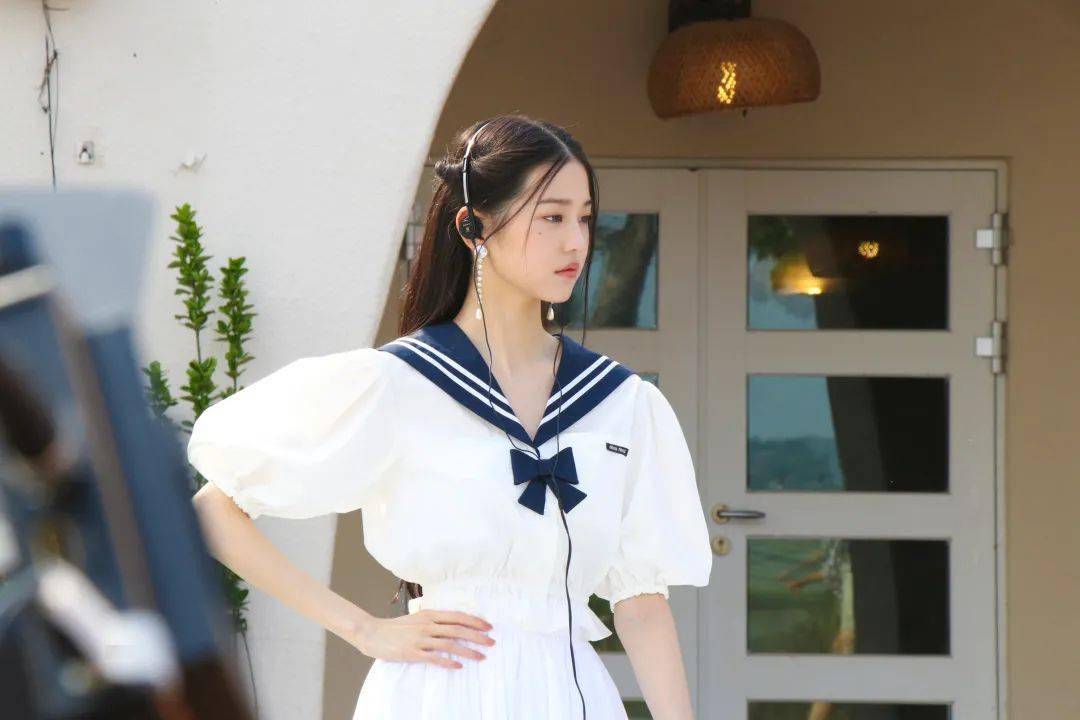 水手服 虞书欣、杨超越都在穿的水手服，究竟有多好看？