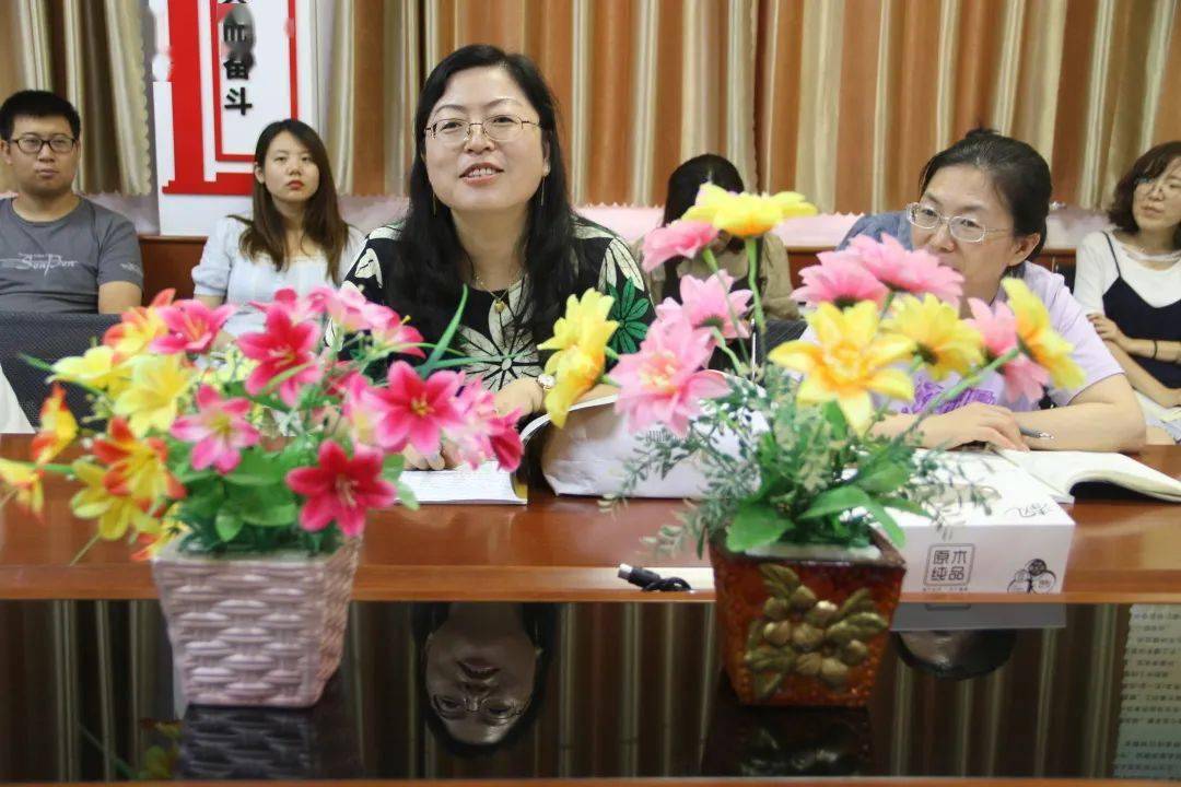 躬身自省守初心,带教传承铸师魂——三里河中学青年教师成长进行时