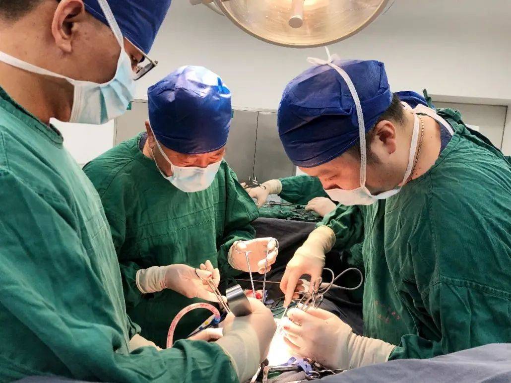 表弟|59岁男子与表弟双双查出肠癌