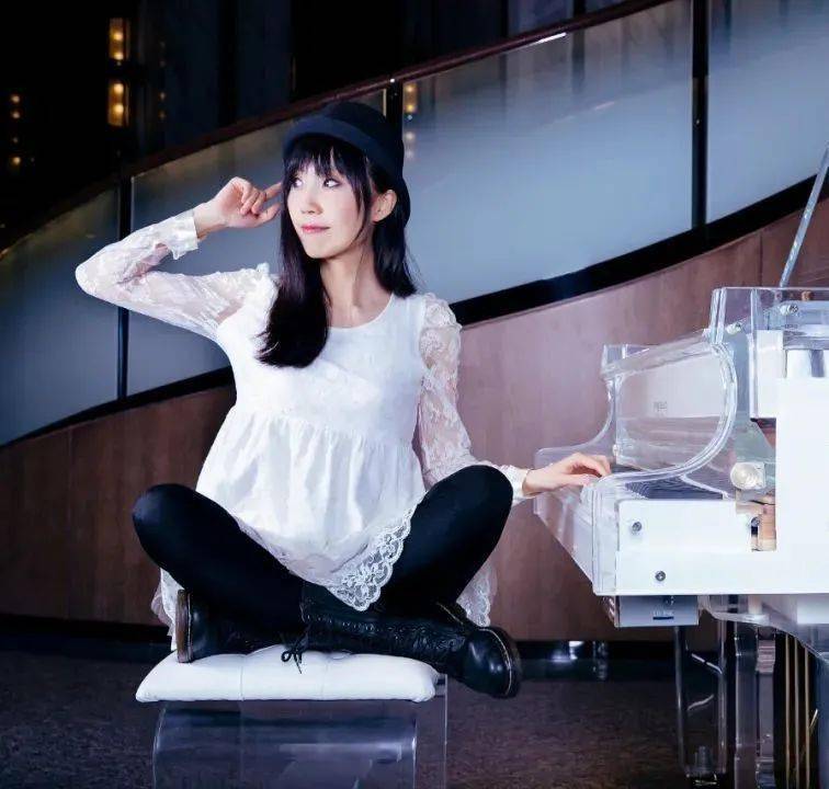 钟鸿飞,上官飞凤等广州交通电台1061一众明星主持人还有持续一天的