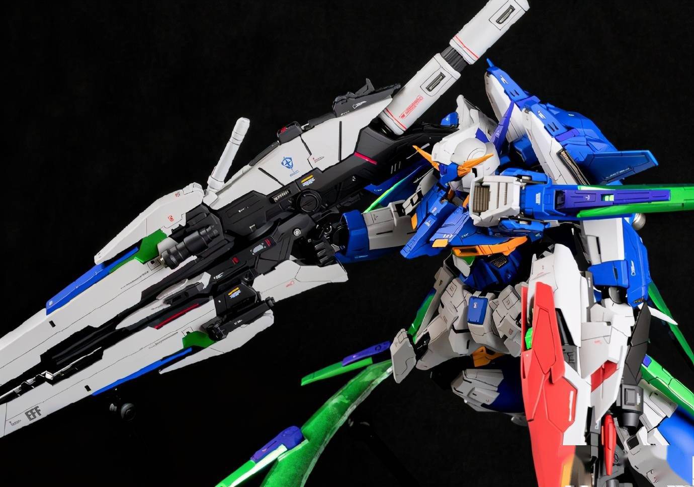 最终决战式样agefx高达模型