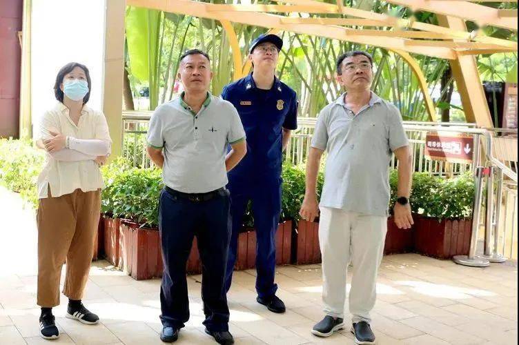 【区人大动态】海棠区人大常委会党组书记陈玮带队检查国庆假期疫情