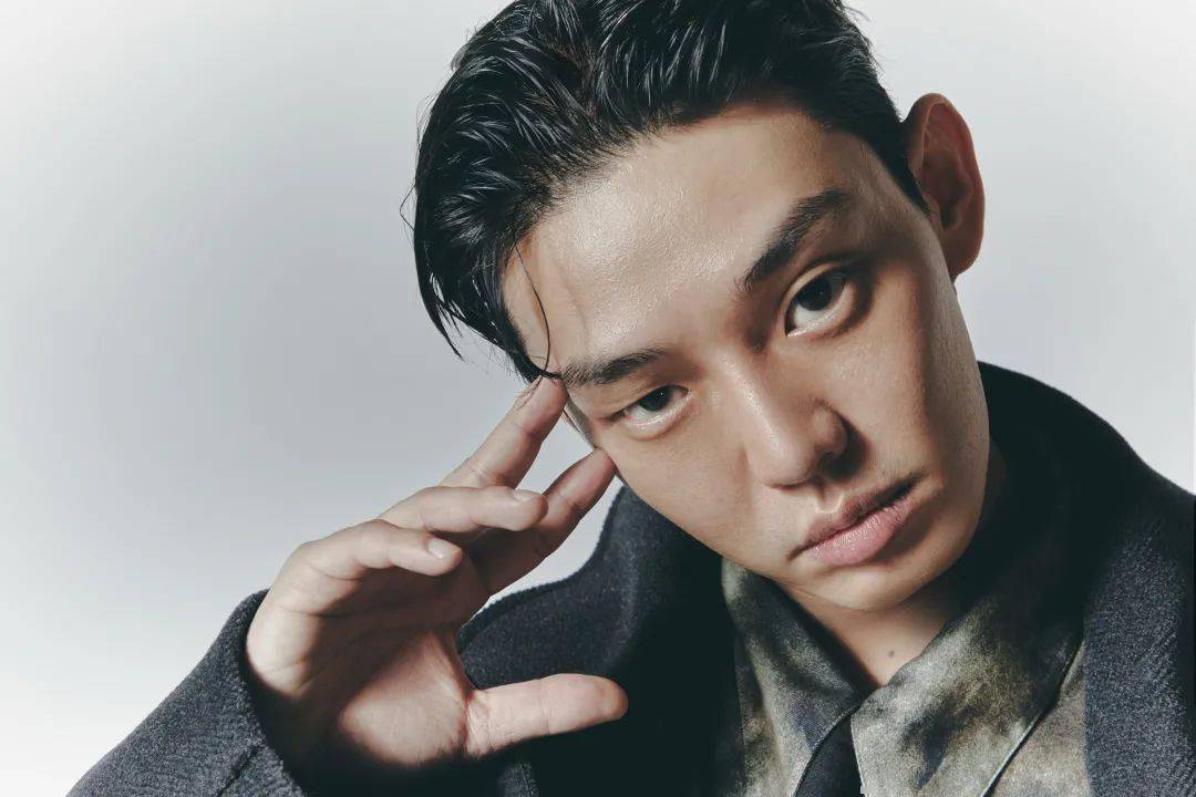 亚洲|刘亚仁再次拿到影帝大奖!