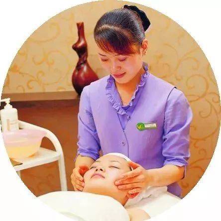 顾客最爱和美容师聊的话题，你知道吗？_心理