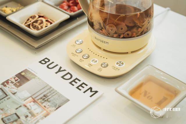 厨艺厨艺小白也能做出软糯银耳羹？一键温泡智能控温，美味营养双重兼顾