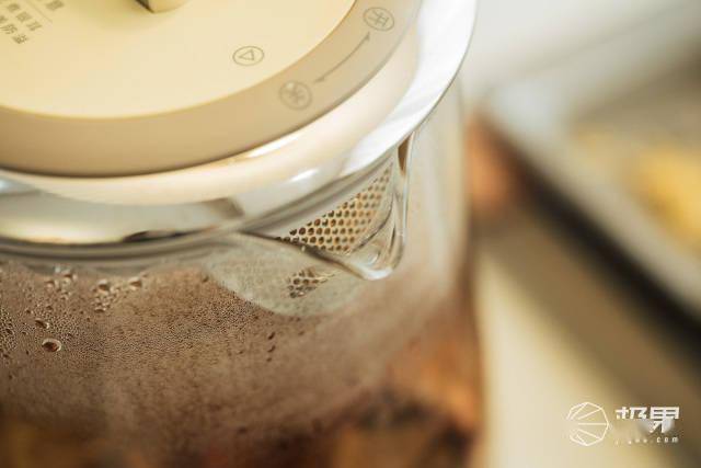 厨艺厨艺小白也能做出软糯银耳羹？一键温泡智能控温，美味营养双重兼顾