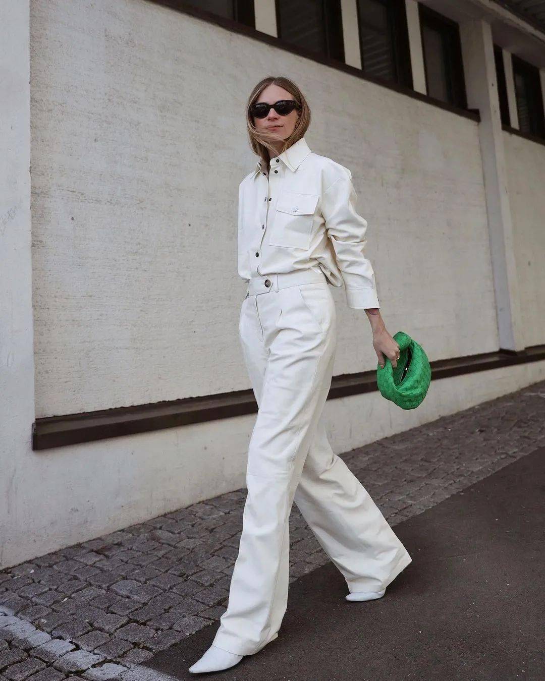 风衣 如何实现一衣多穿？你只需要件衬衫~