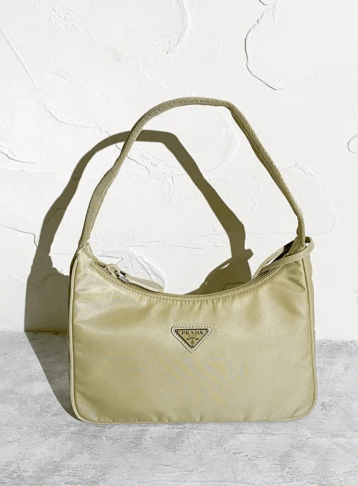 系列女星都在背的腋下包，买这 4 款准没错