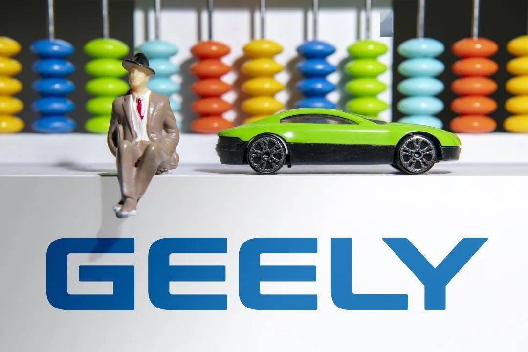 李书福造手机，雷军造车背后：科技大佬们投身打造新物种