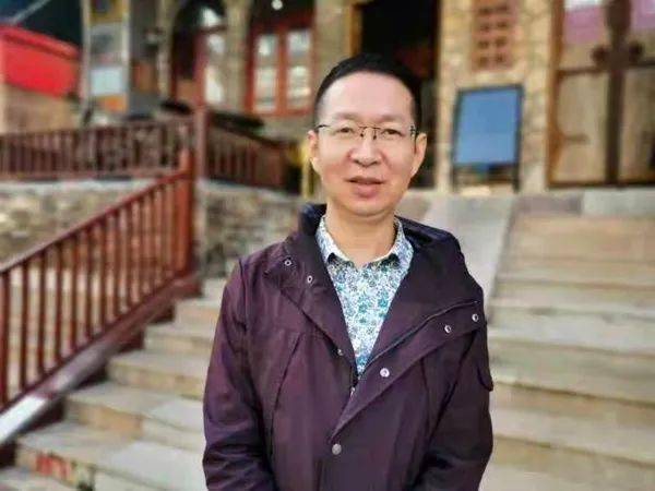 刘镇|这一瞬间，看见父母的衰老