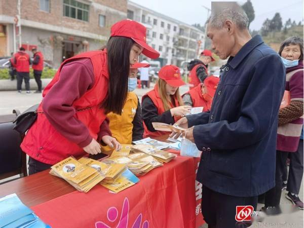 新时代文明实践志愿服务暨"三下乡"活动走进溆浦龙庄湾—黄手环行动