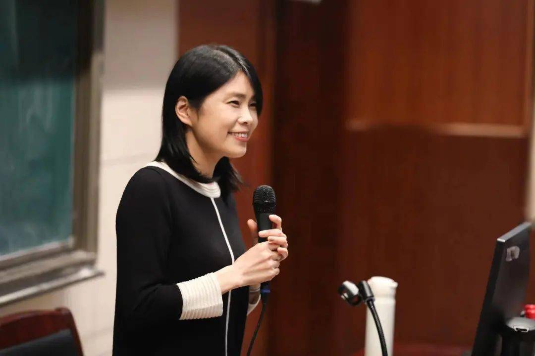 《中国作家公开课》 | 鲁敏:从灵感到文本,从文本到传播