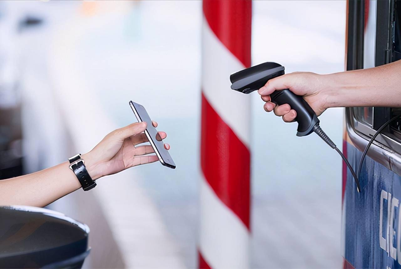 扫码枪一扫,微信和支付宝里的钱就"没"了?为啥不用输密码?