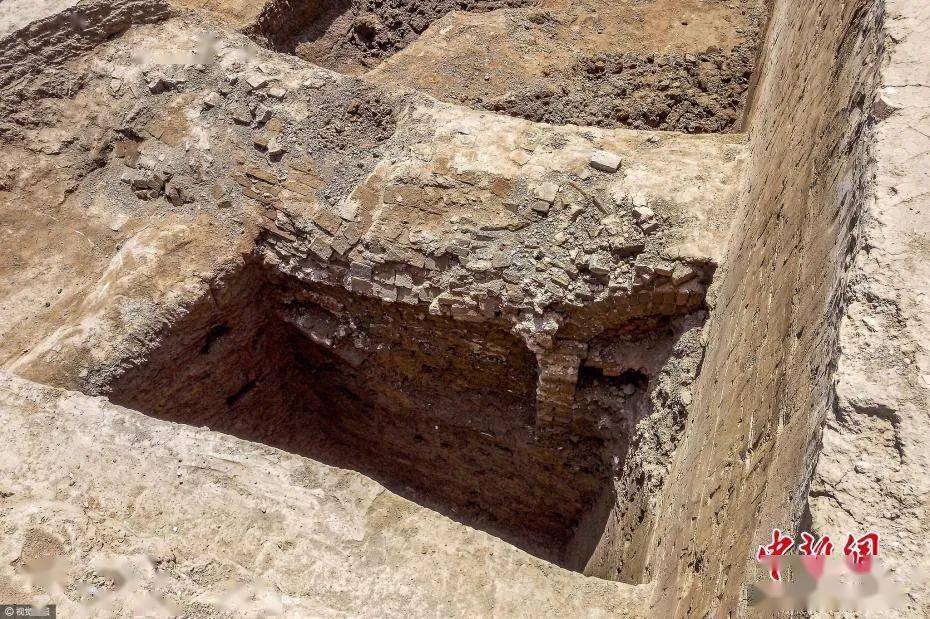 阅读: 2017年,考古人员在河南安阳殷墟大遗址保护区进行考古发掘时