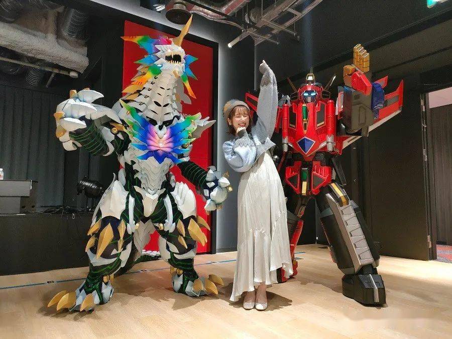 电光机王dynazenonshowgscdx戴拿飞翼操控台彩色原型uc南梦芽貉泳装