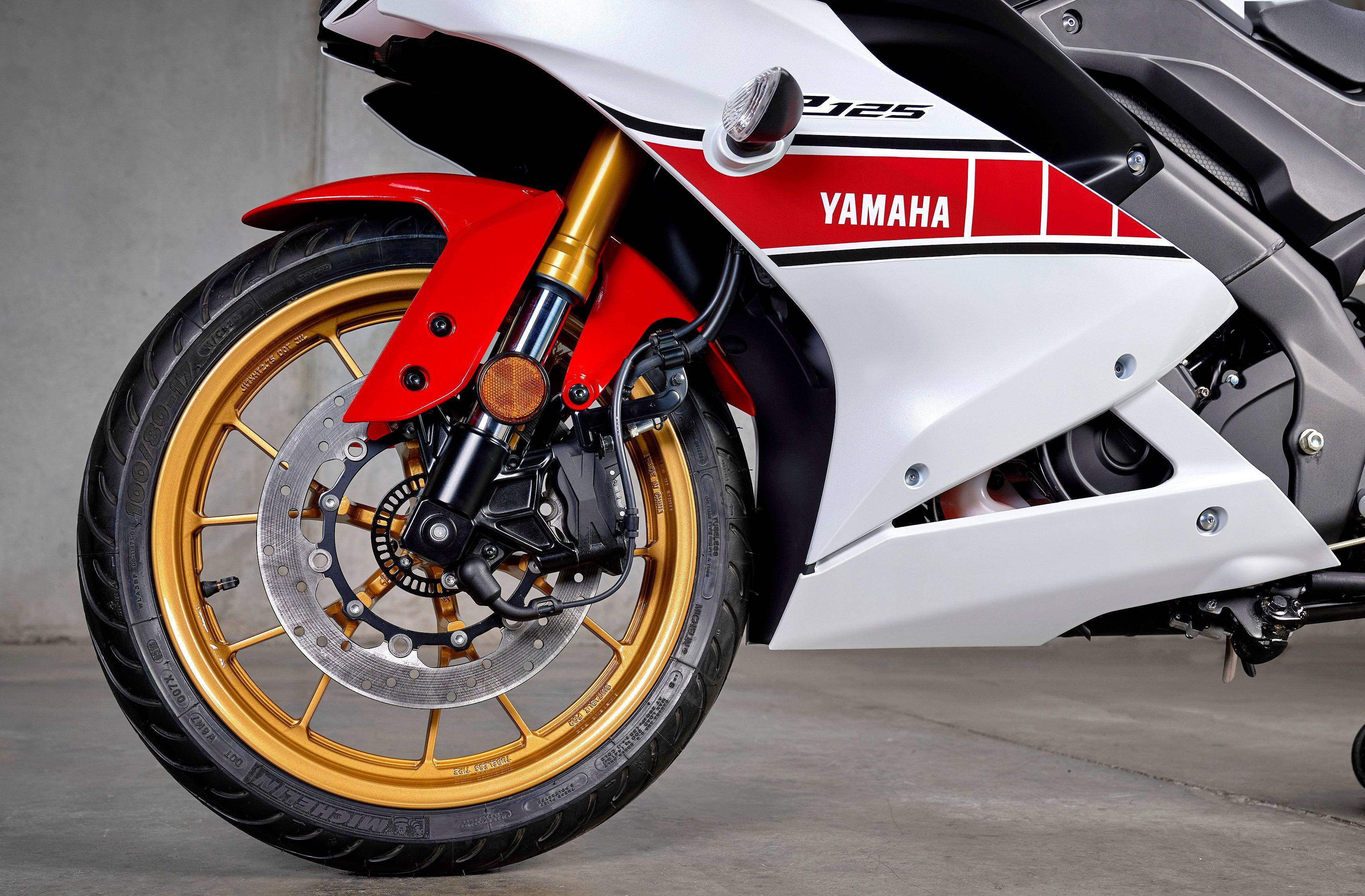 yamaha 新 yzf-r125 欧洲版,yzf-r15/r15m 印度版