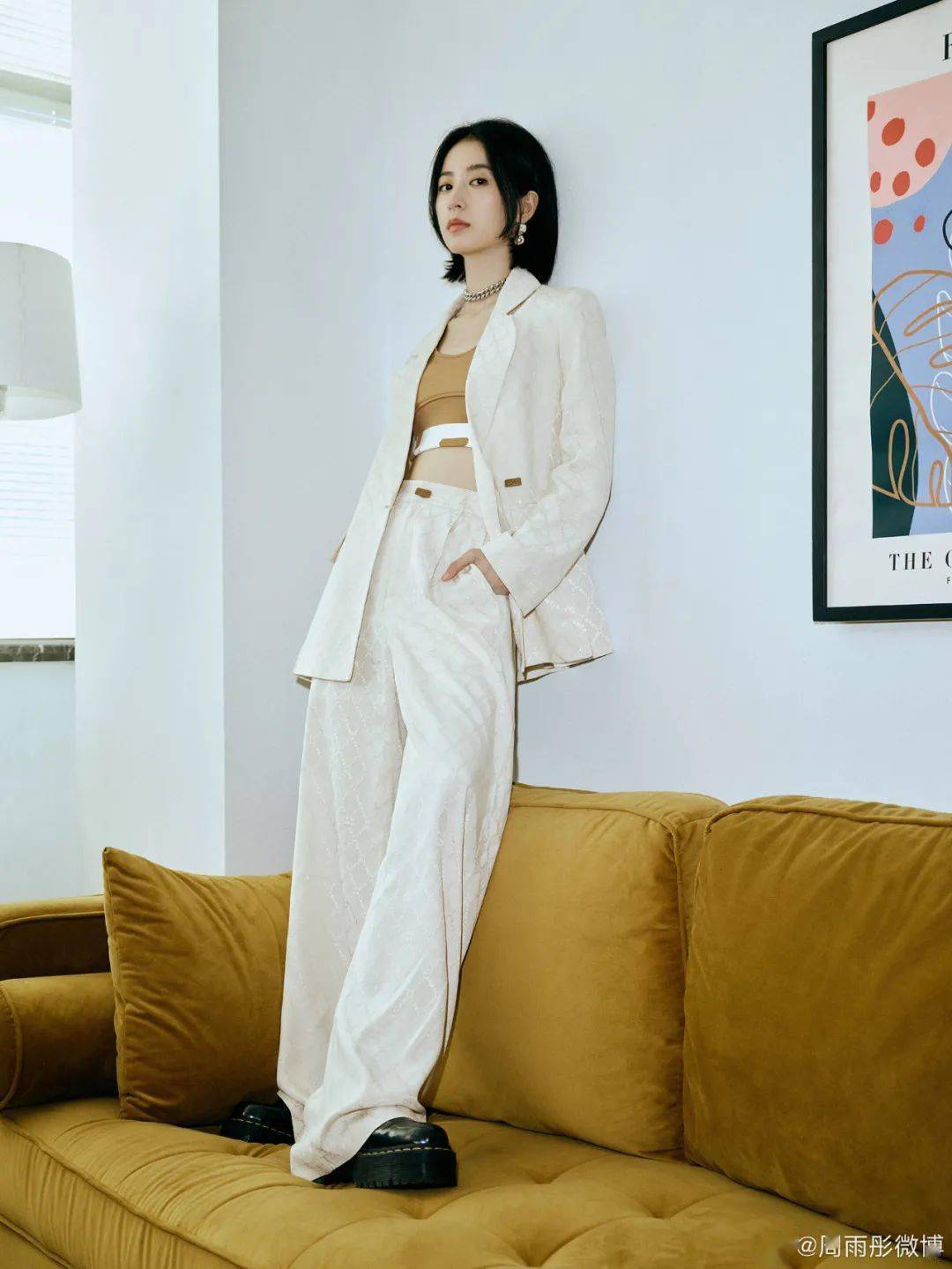 灯芯绒 早秋就穿这4款绝美外套，温柔百搭还经典！