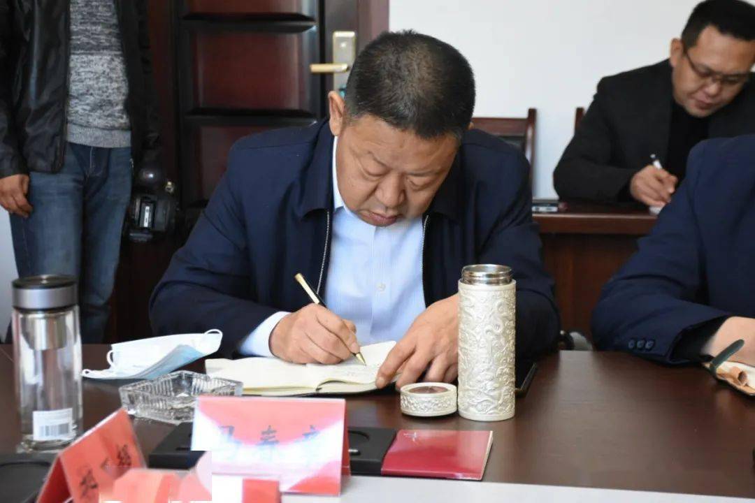 故城县政府县长邢亚超主持召开冬季供暖工作调度会