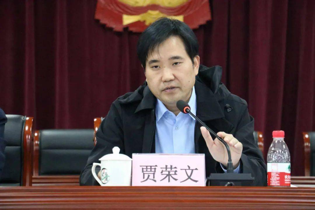 在动员会上,党委书记贾荣文明确了本次"百日攻坚"的目标:一是锤炼一支