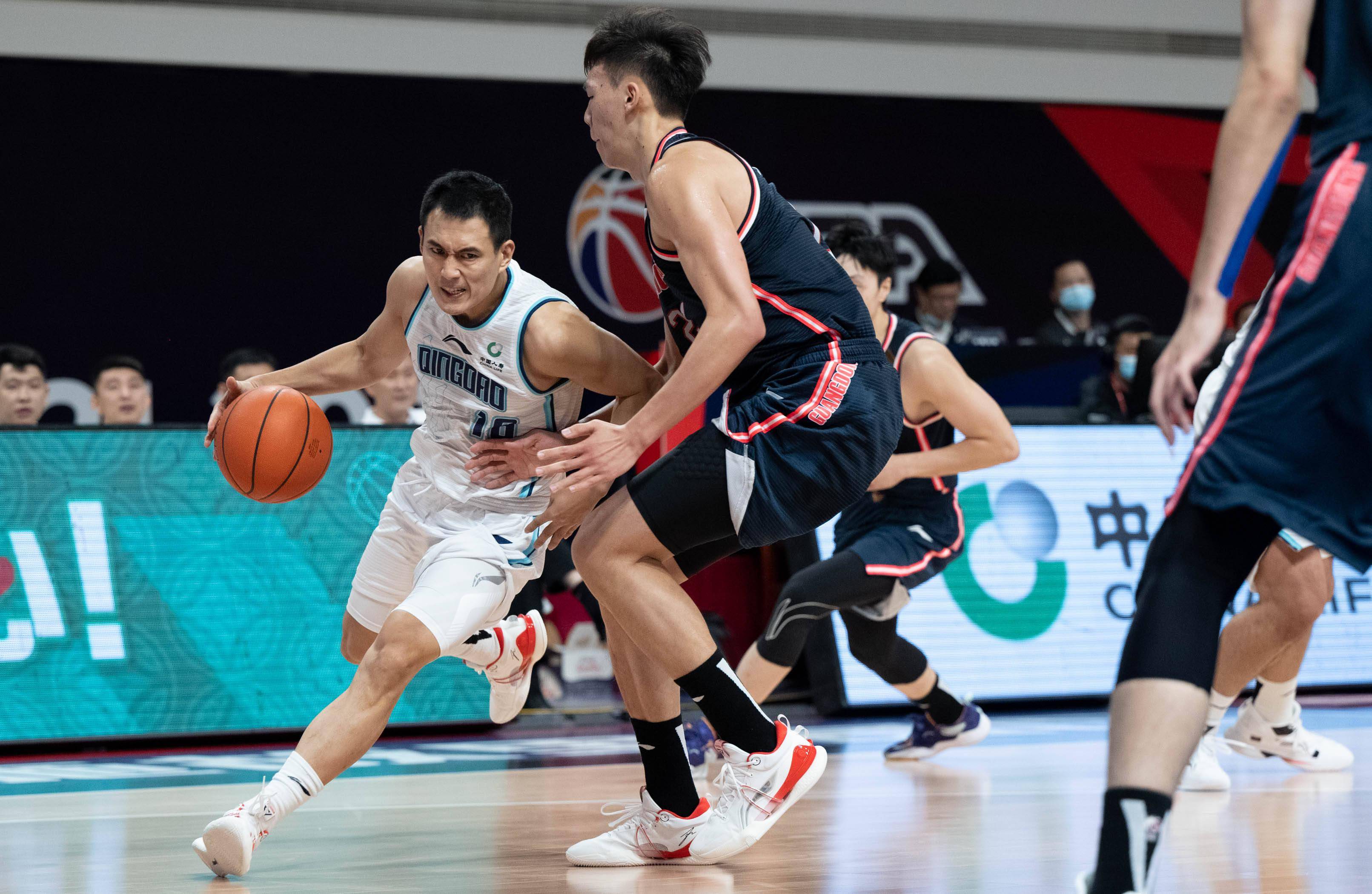 篮球——cba第一阶段:广东东莞大益队胜青岛每日优鲜队