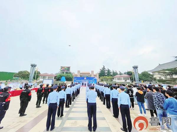 区长尹作义,薛城区委常委,政法委书记,区政府副区长李丽萍,分局党委副