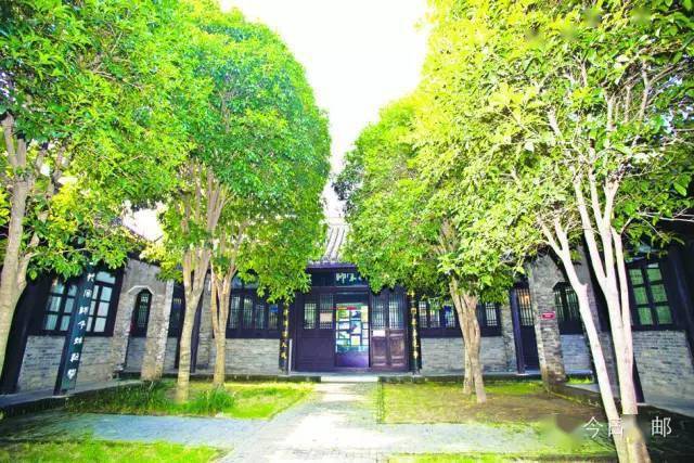 王氏纪念馆一代宗师隐深庭