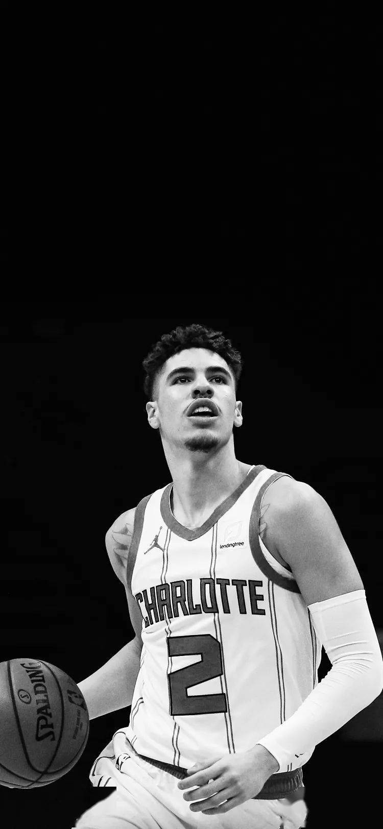 篮球壁纸三球高清大图