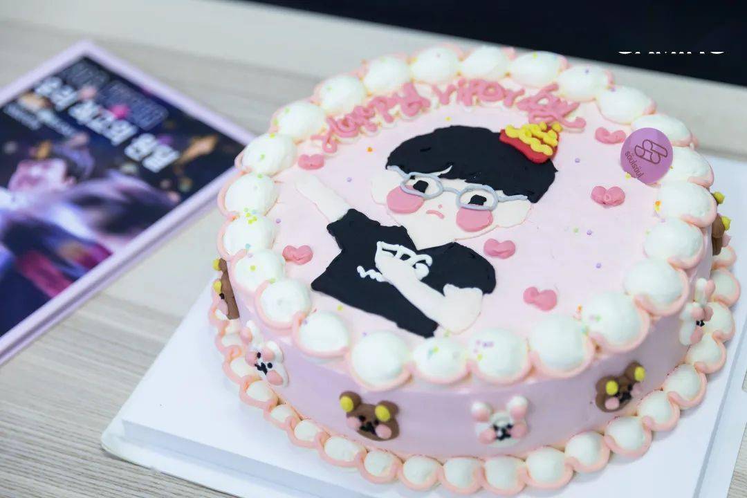 viper生日后记勤奋与天赋兼备的勇敢到贤生日快乐