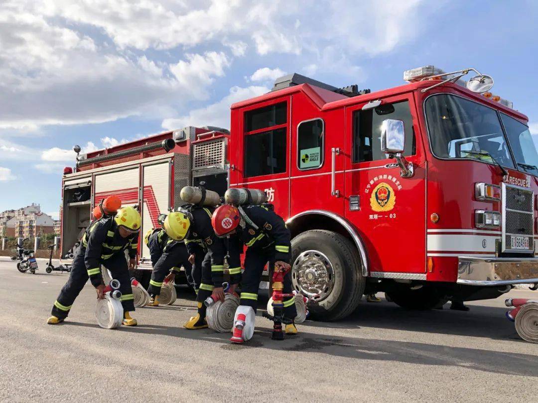 培养拳头力量铸就尖刀队伍朝阳市消防救援支队灭火救援攻坚组培训火热
