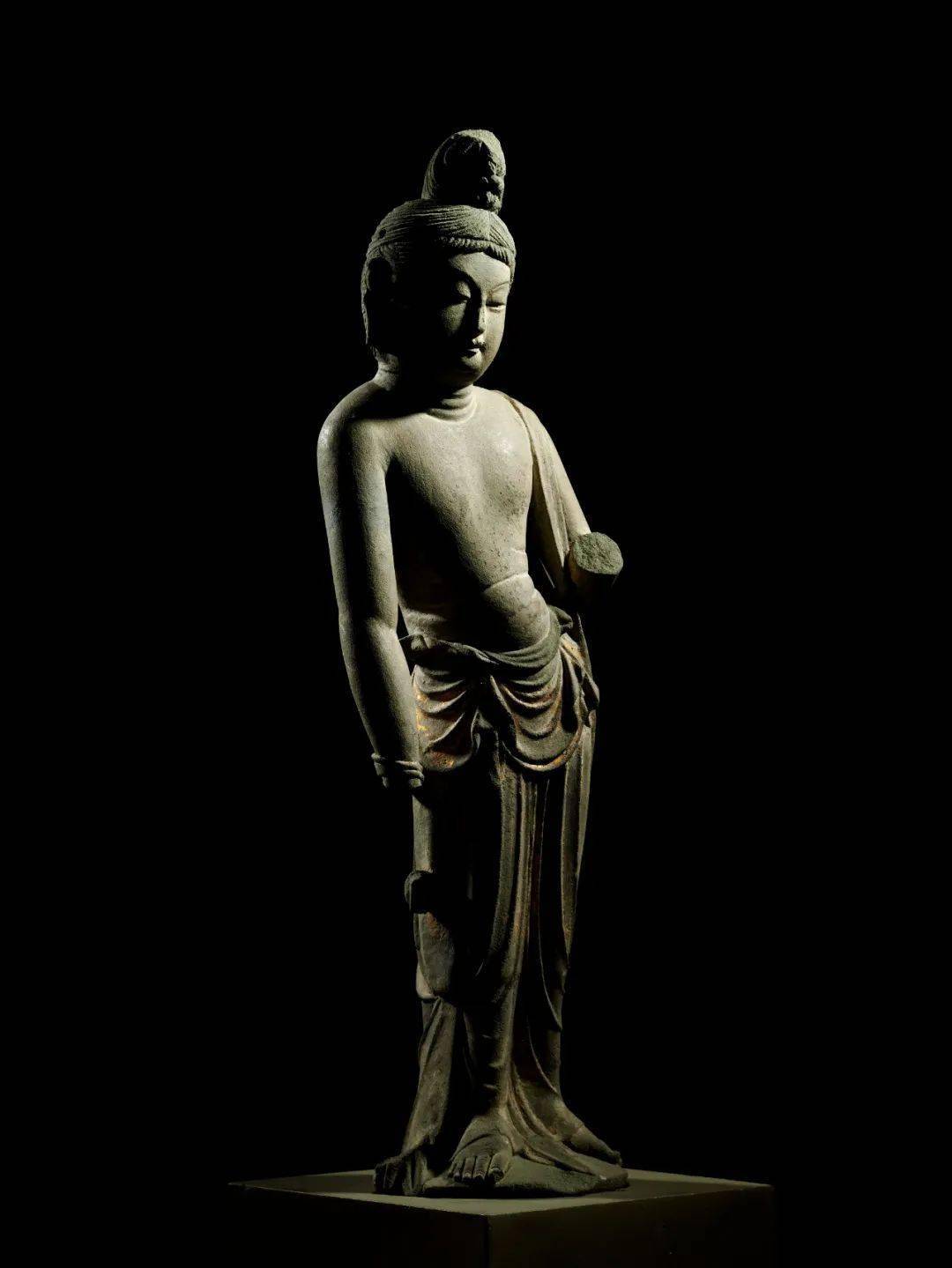 divinity with marvelous paintings东汉 门框画像石1组北魏 彩绘佛像