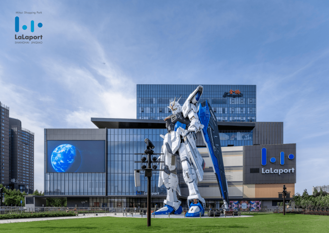 此外, 啦啦宝都上海金桥还引入了多家娱乐体验品牌的上海首店和浦东首