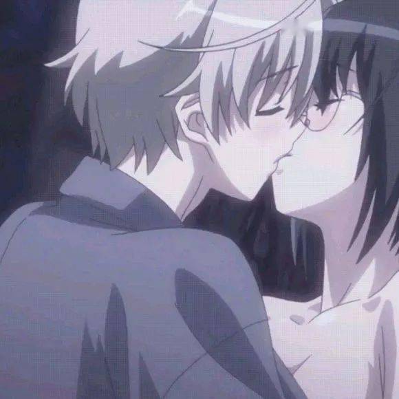 超甜蜜的动漫情头快来抱走