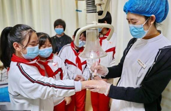 中药房|体验中医文化 迎接“世界传统医药日”