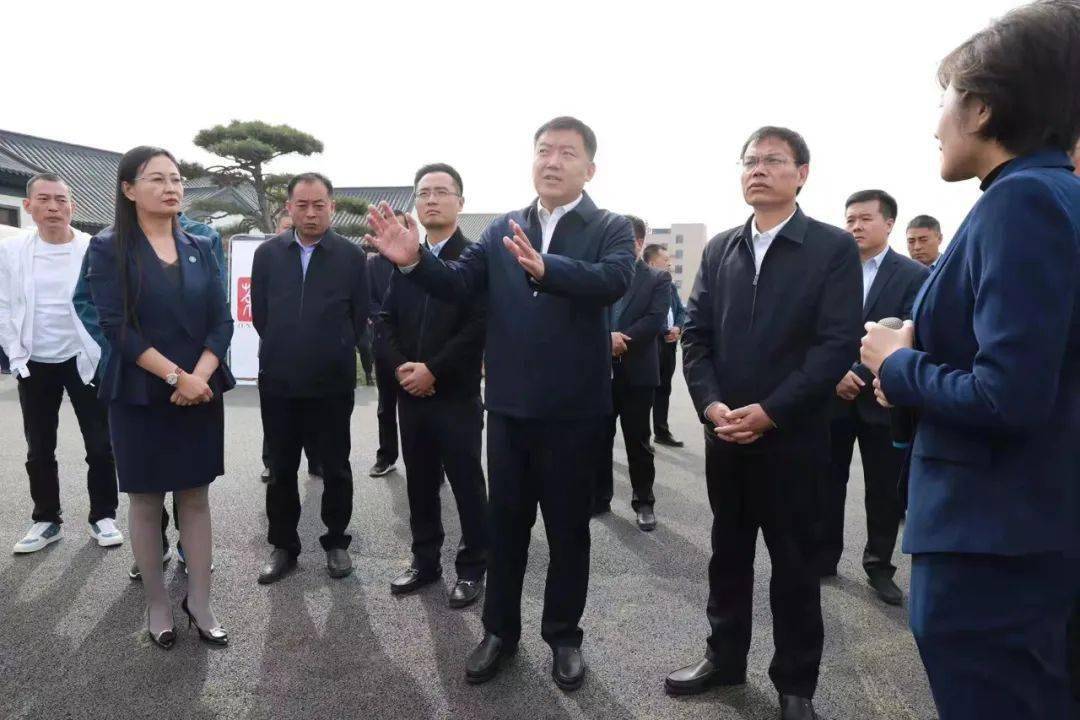 张佃虎侯占夫督导调研乡村振兴工作