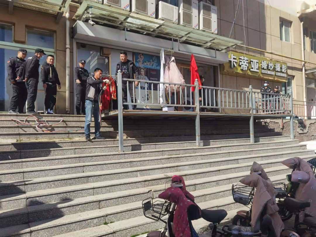 杨村街道拆除违章建筑杜绝私搭乱建