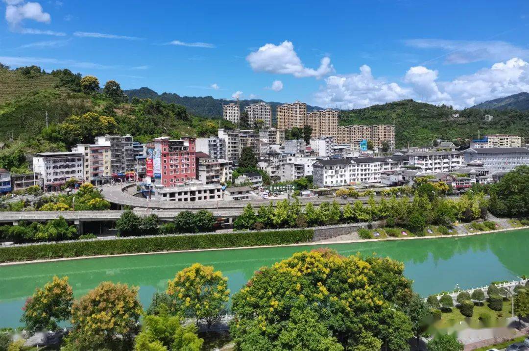 干净整洁有序文明这样的宣恩县城你爱了吗