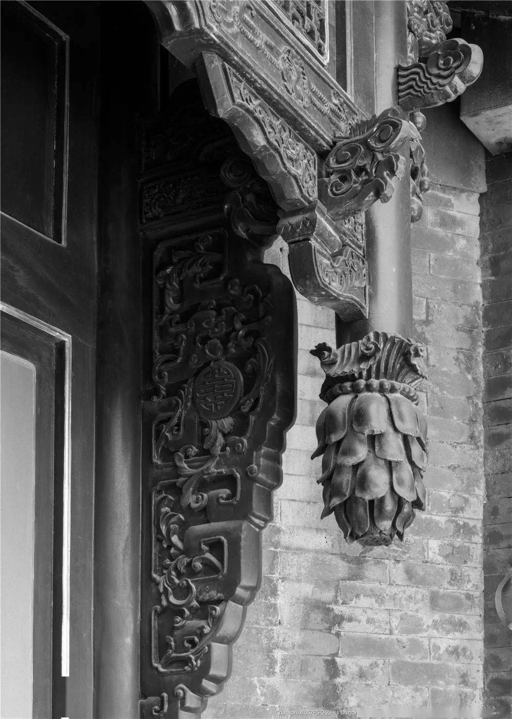 【视觉影像】津门网郭忠诚:大画幅拍摄中国古代建筑木雕_雕刻