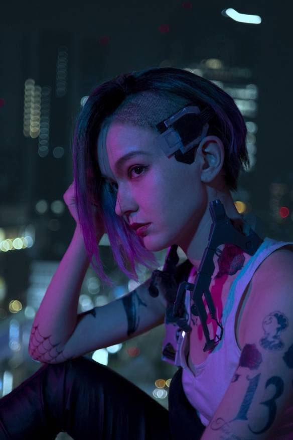 外国神级coser扮演《赛博朋克2077》朱迪 简直一模一样