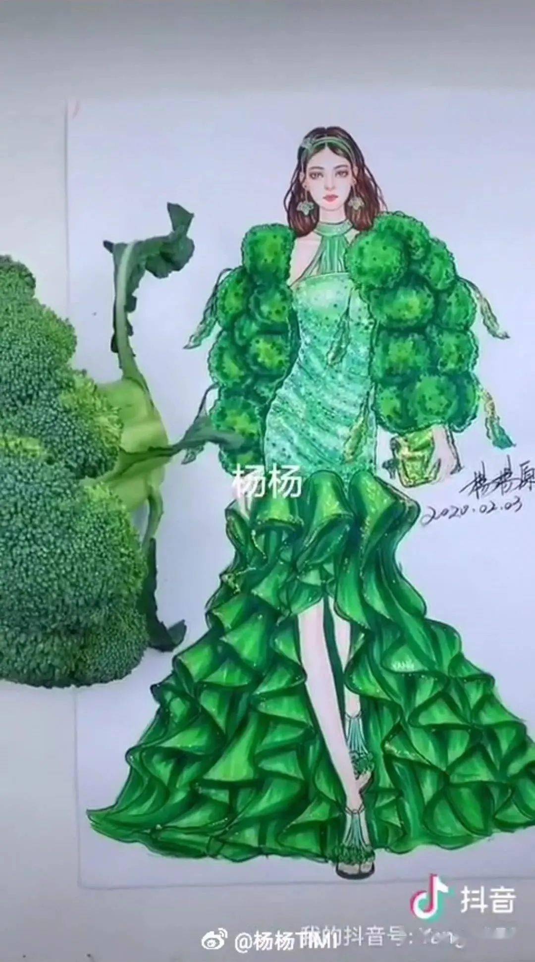设计 这个90后姑娘用饮料瓶设计时装，太好看了吧！